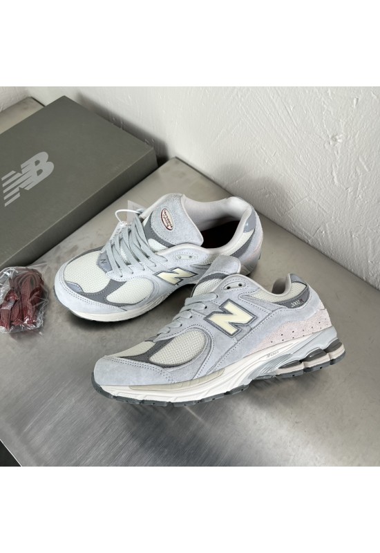 New Balance 2002R M2002RLN grey