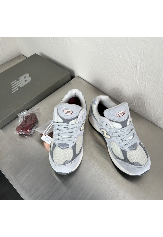 New Balance 2002R M2002RLN grey